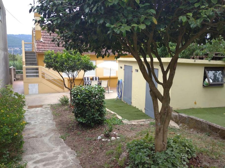 Casita Con Terreno A 10 Minutos Del Centro De Vigo Villa Moaña Buitenkant foto