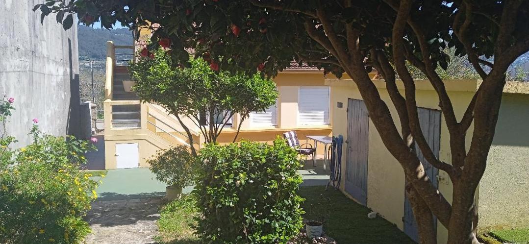 Casita Con Terreno A 10 Minutos Del Centro De Vigo Villa Moaña Buitenkant foto